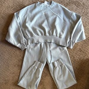 Nike Sky Blue Lounge Set Joggers & Sweatshirt